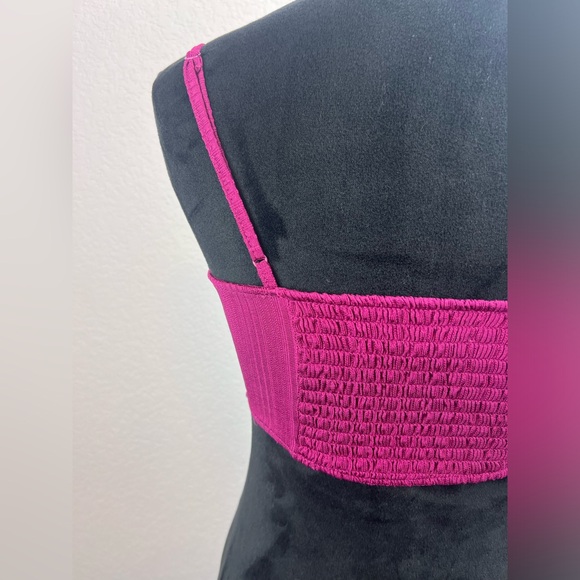 Urban Outfitters Rina Triangle Cami in Magenta Size Small - Picture 6 of 10